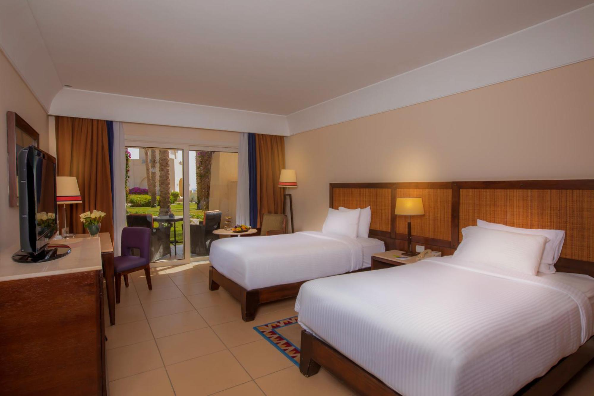 Grand Rotana Resort & Spa Шарм ел-Шейх Екстериор снимка