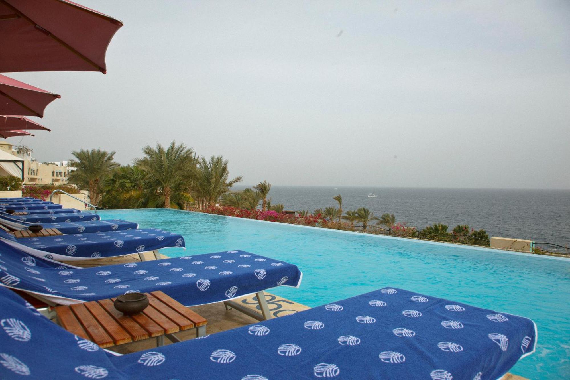 Grand Rotana Resort & Spa Шарм ел-Шейх Екстериор снимка