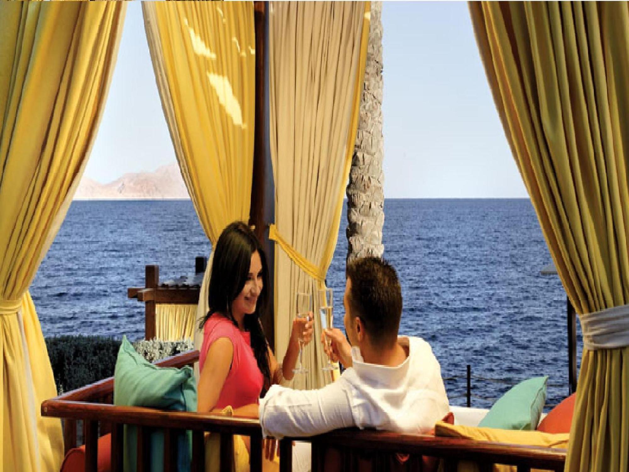 Grand Rotana Resort & Spa Шарм ел-Шейх Екстериор снимка