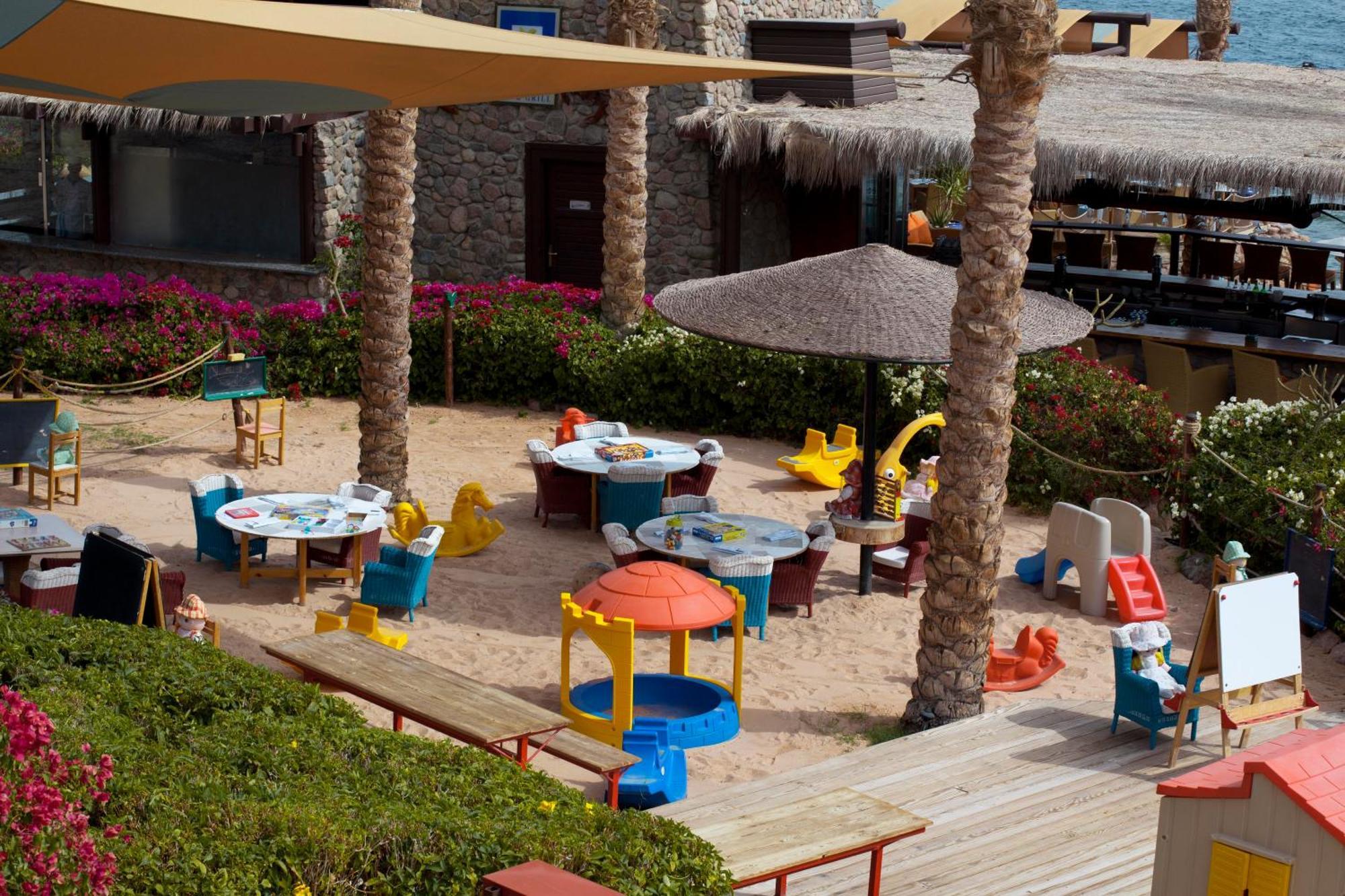 Grand Rotana Resort & Spa Шарм ел-Шейх Екстериор снимка