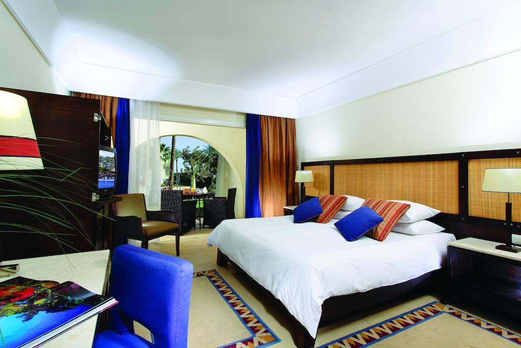 Grand Rotana Resort & Spa Шарм ел-Шейх Екстериор снимка