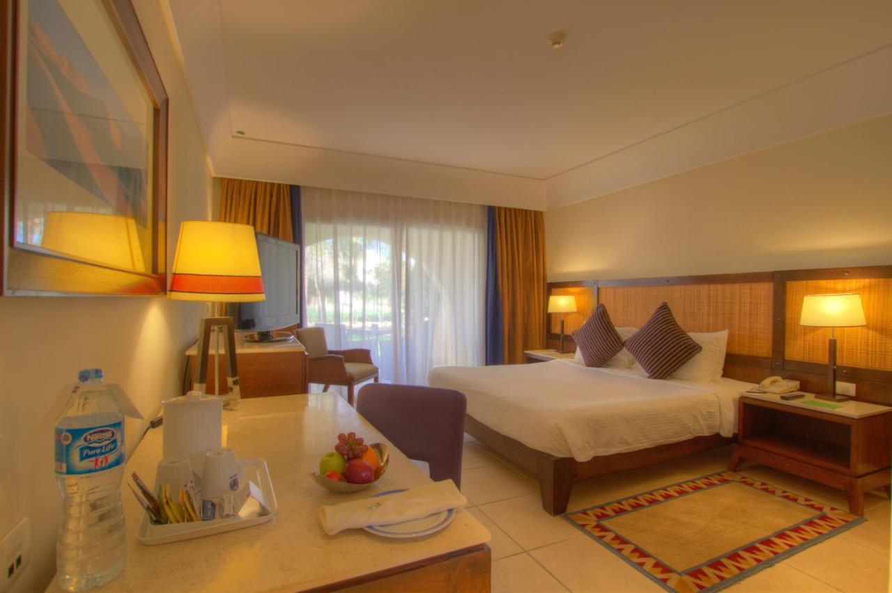 Grand Rotana Resort & Spa Шарм ел-Шейх Екстериор снимка